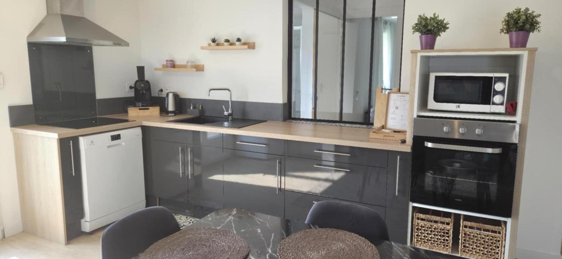 Kitchen or kitchenette