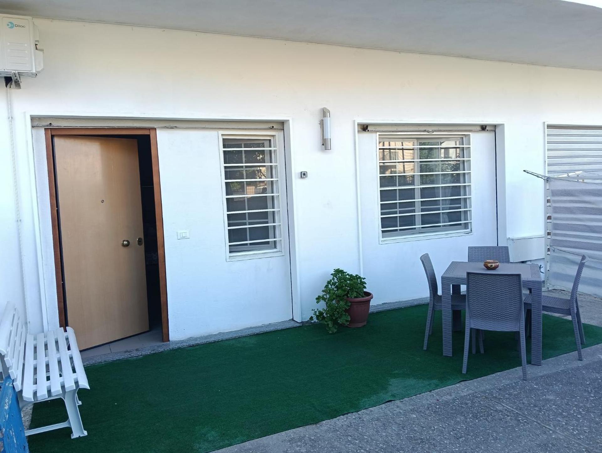 Inner courtyard view