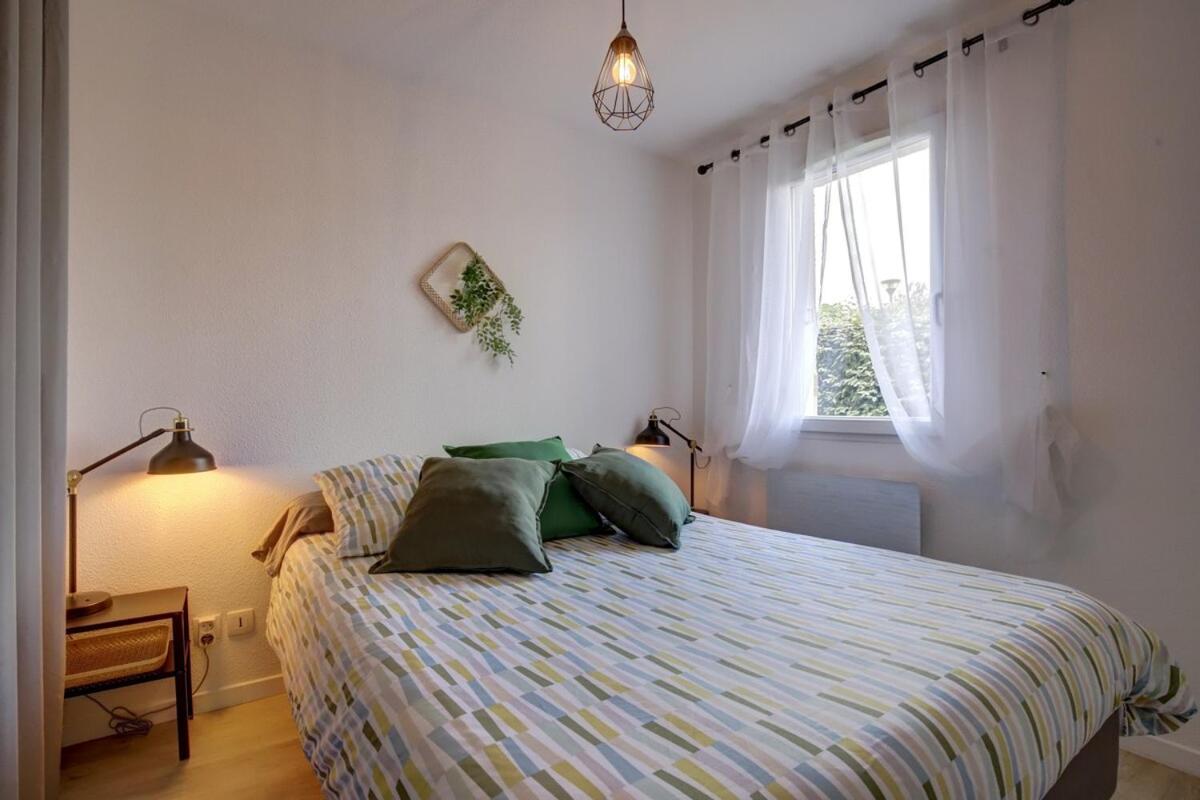 Le Sporting Land - avec entrée autonome, parking privé & sa piscine ! -