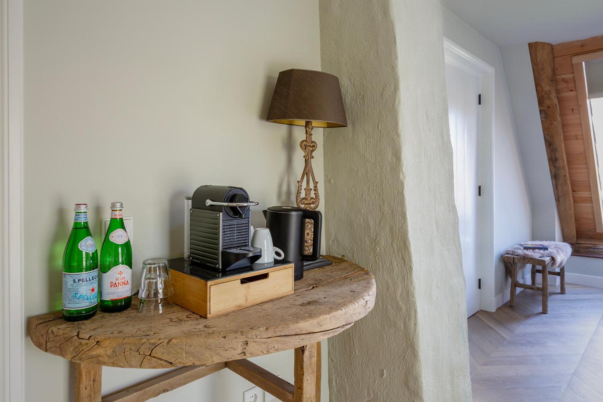 Coffee/tea facilities