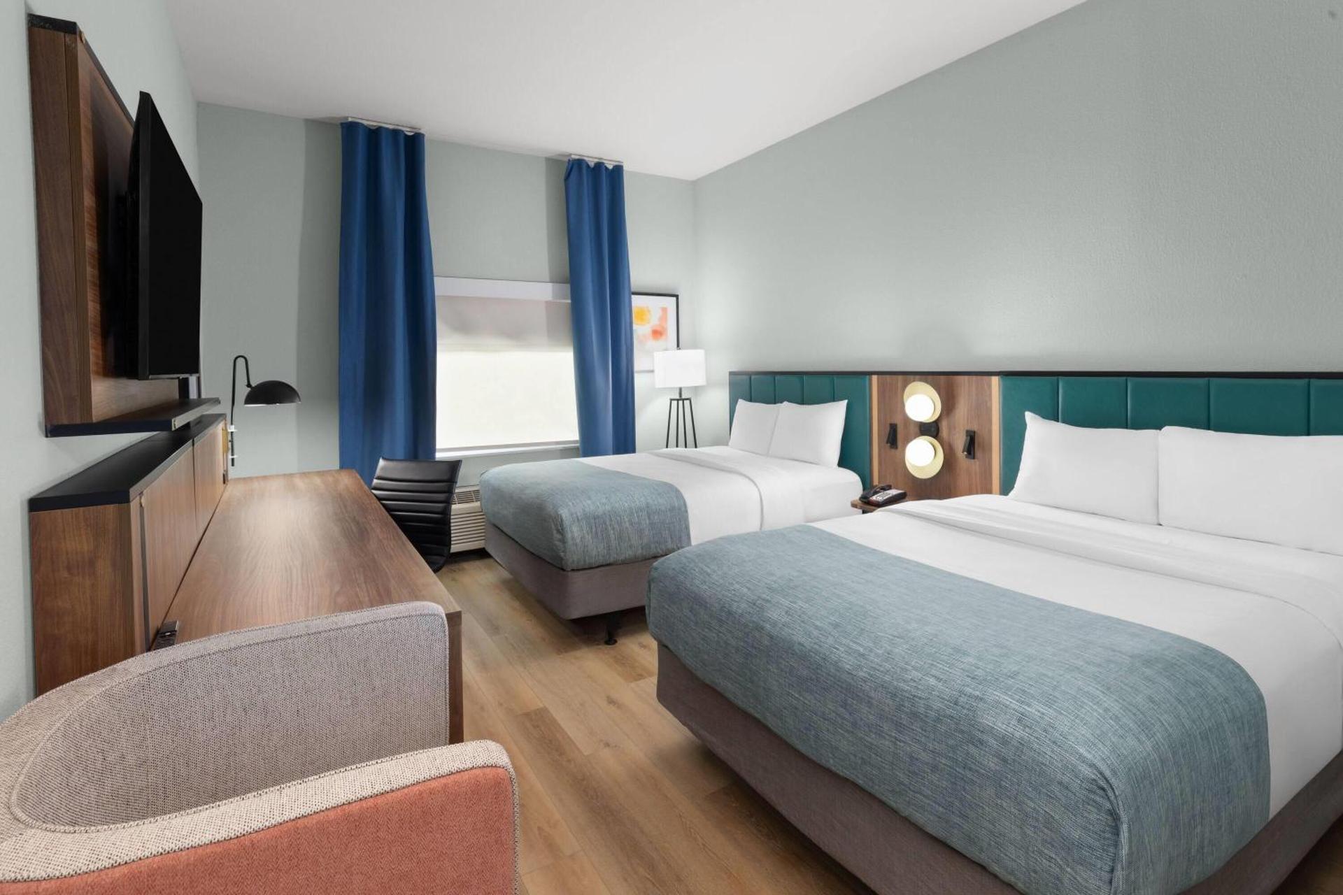 Photo of the whole room