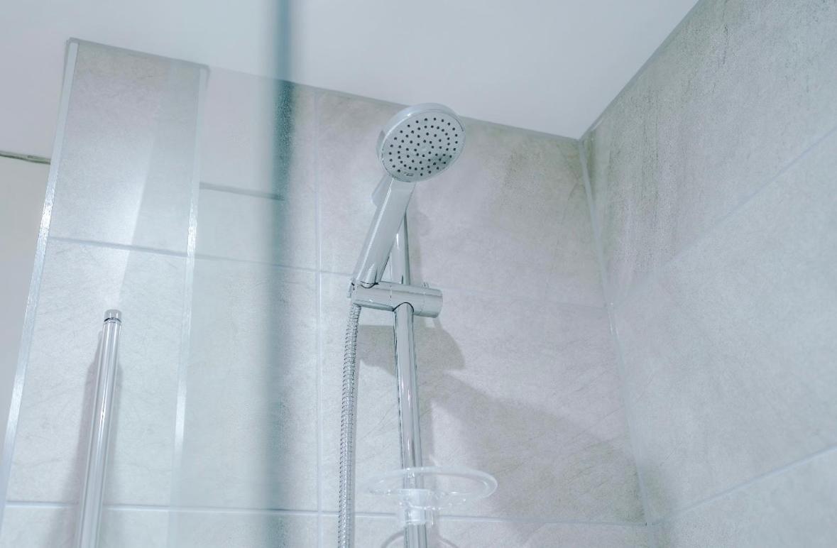 Leeds City Centre, 3 bed, Free Parking, Private Terrace