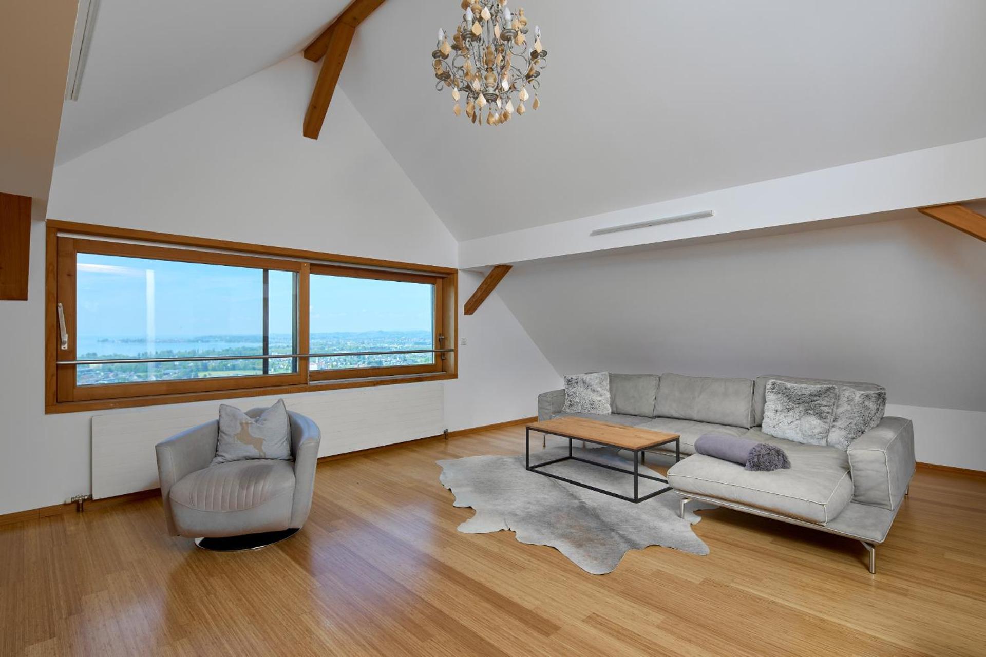 Außergewöhnliches Loft am Pfänderhang mit Seeblick