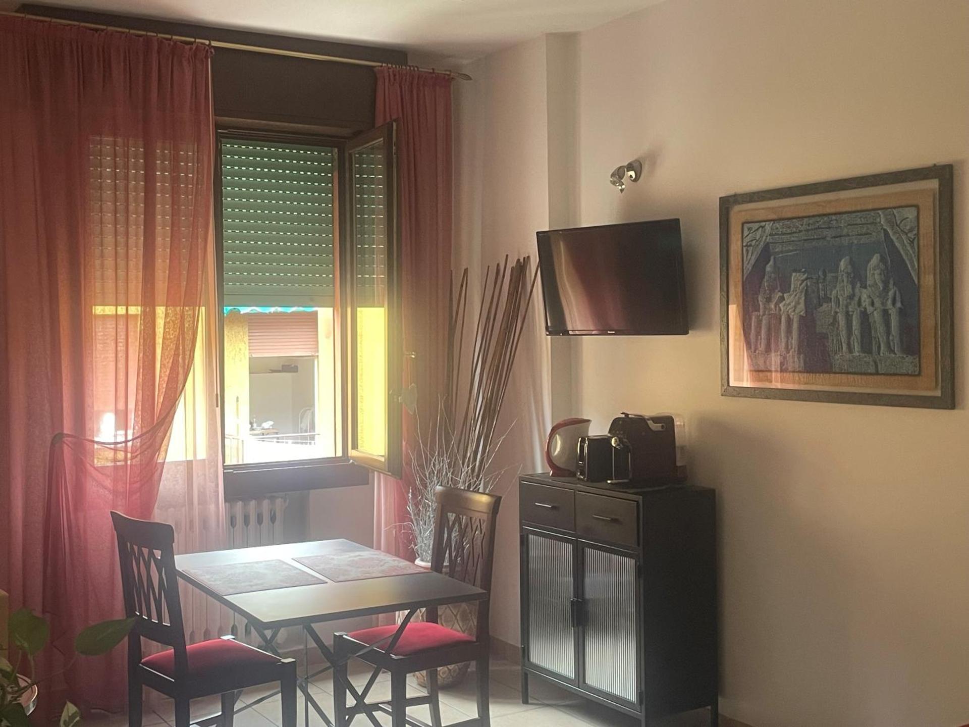 B&B LA Sara INDIRIZZO VIA SERAFINO CALINDRI N 1