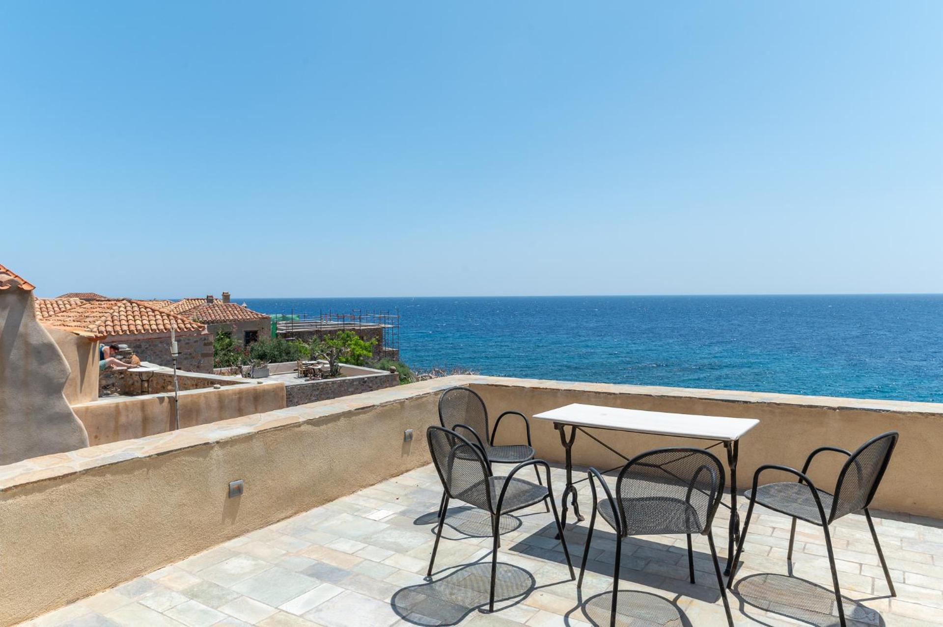 Goulas Traditional Guesthouse