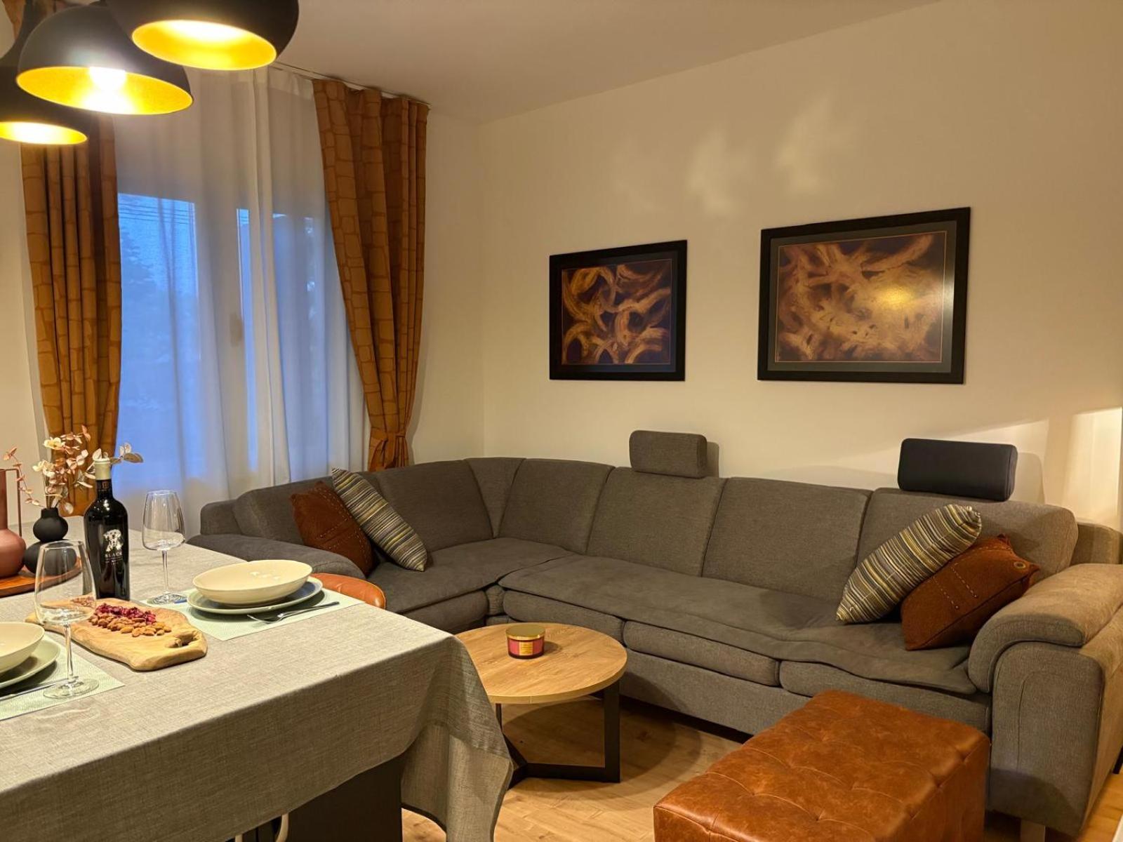 Apartment Gold Wing Sinj