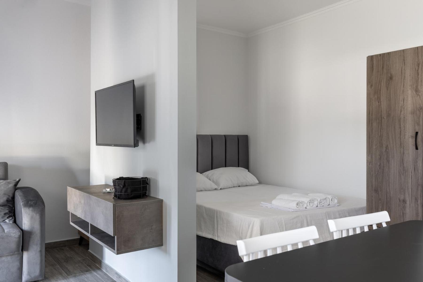 Carolina Apartment's