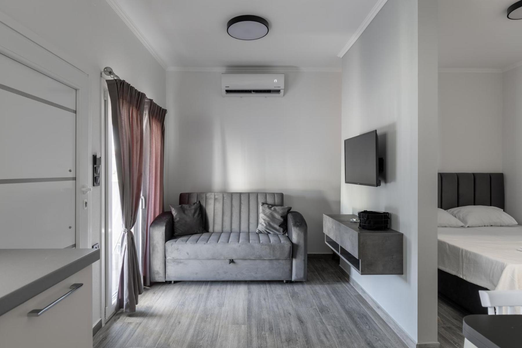 Carolina Apartment's