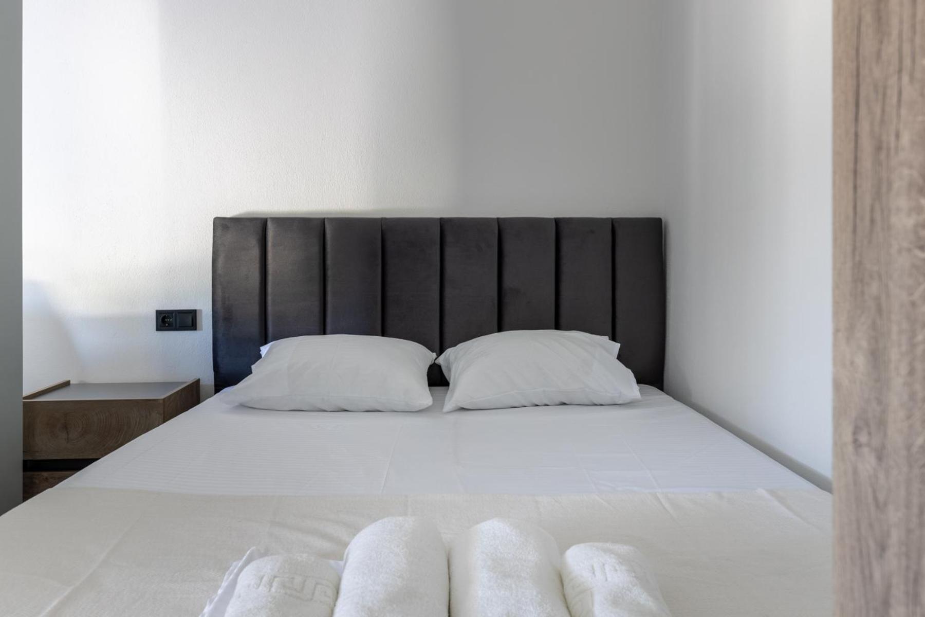 Carolina Apartment's