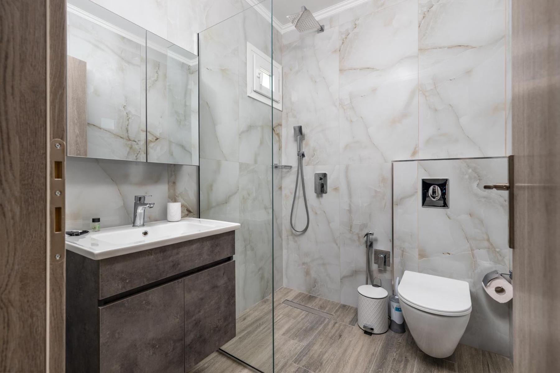 Carolina Apartment's