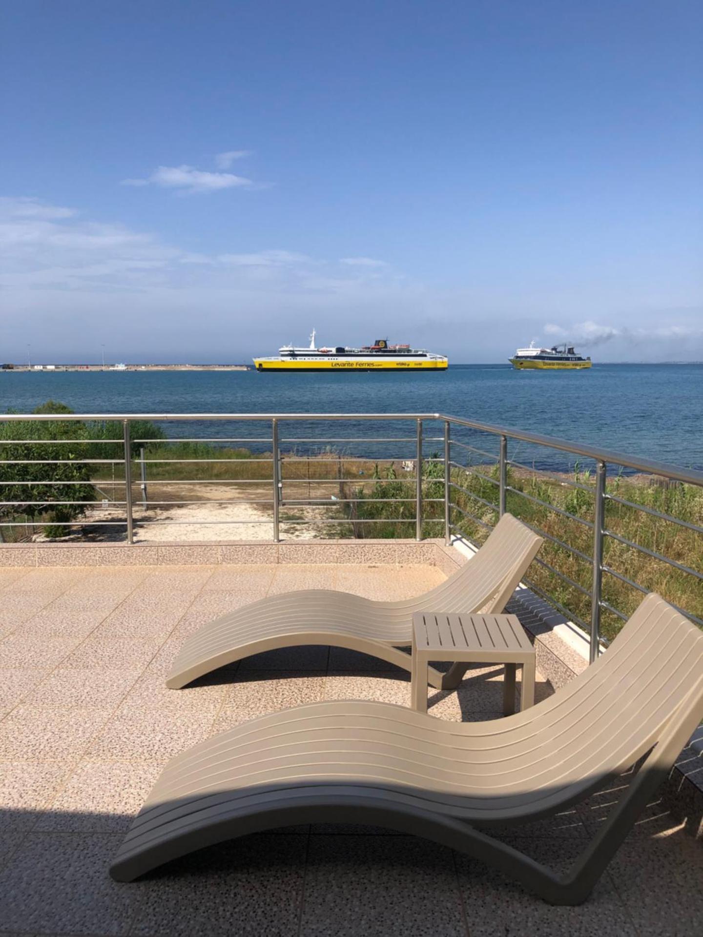 TSABAS BEACH SIDE APARTMENTS ΤΣΑΜΠΑΣ παραλιακά διαμερίσματα 1