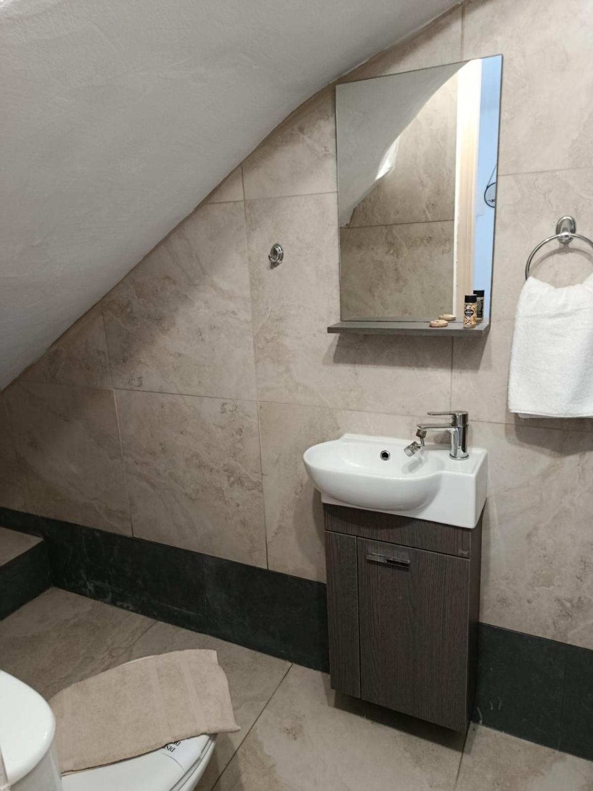 Cozy apartment near the center