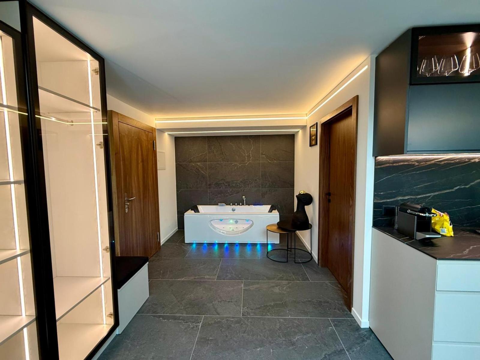 Luxe Living Basel-City