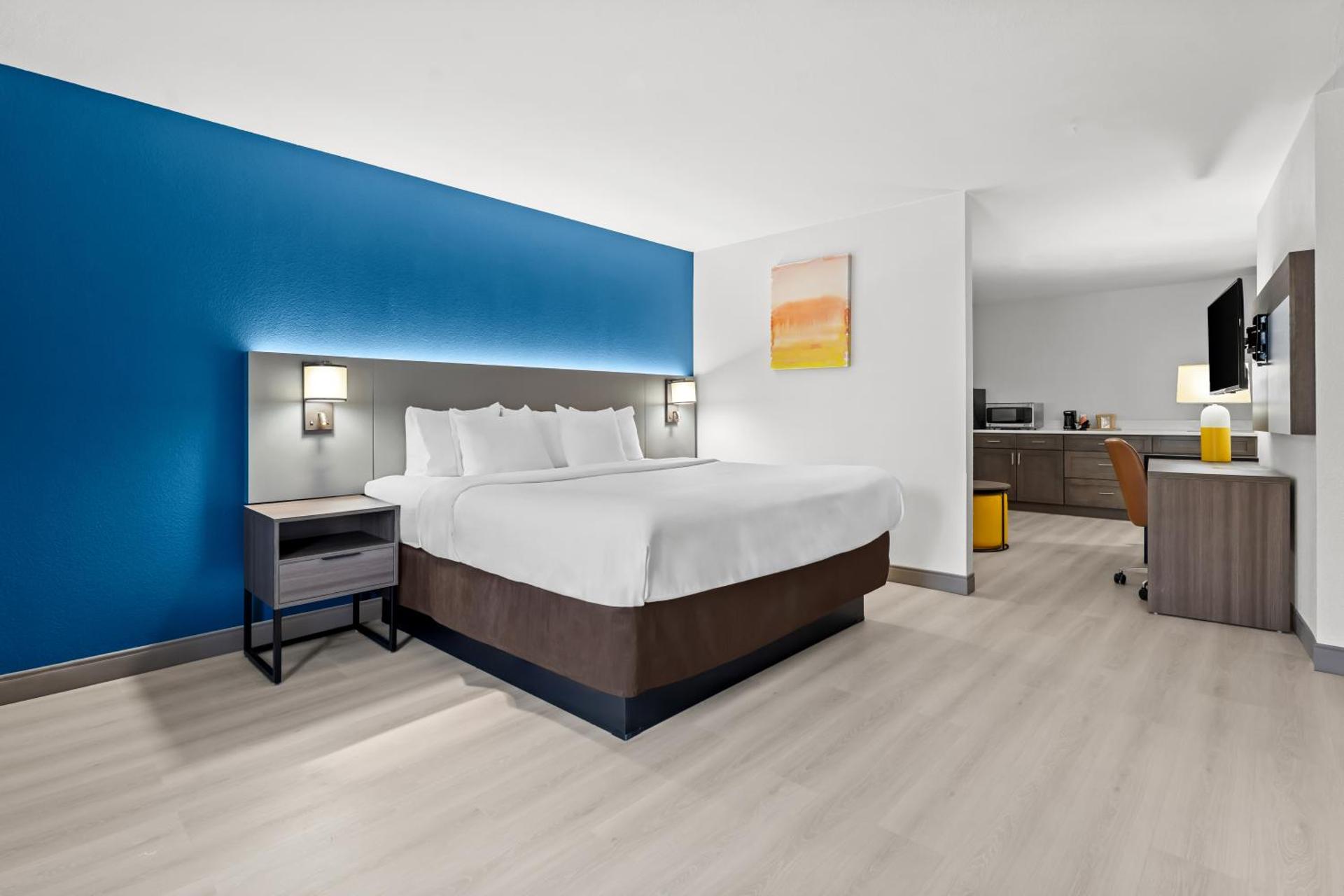 Comfort Inn & Suites Perry National Fairgrounds Area