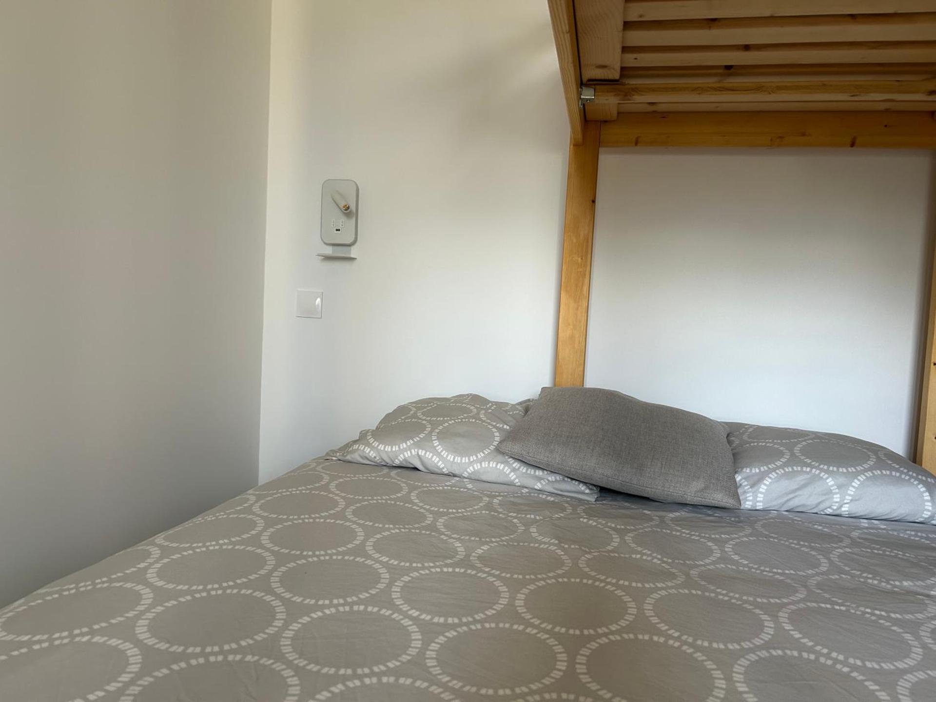 L Évidence, 4 à 5 couchages, 1 chambre, cellier, Meublé de Tourisme 3 étoiles, vue dégagée, parking gratuit