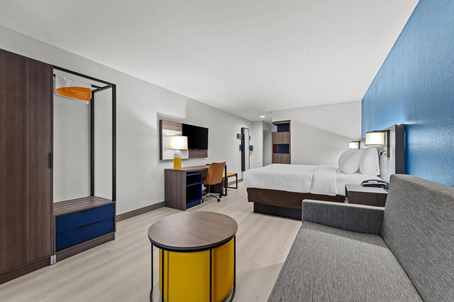 Comfort Inn & Suites Perry National Fairgrounds Area