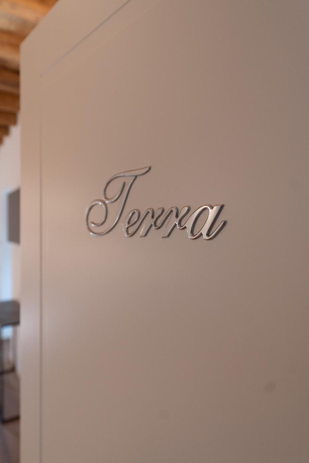 Logo/Certificate/Sign