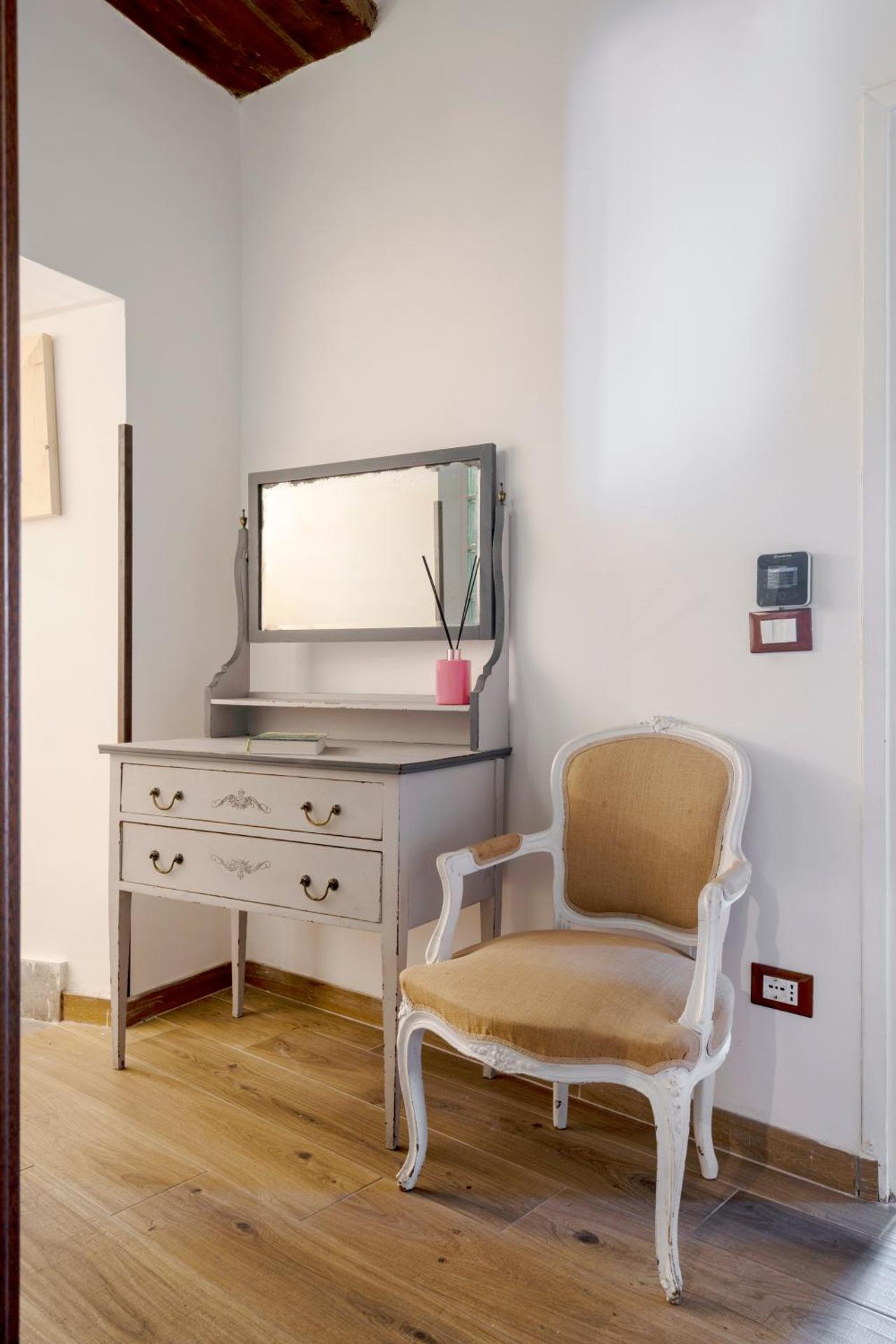 Nel borgo i gatti di Monet