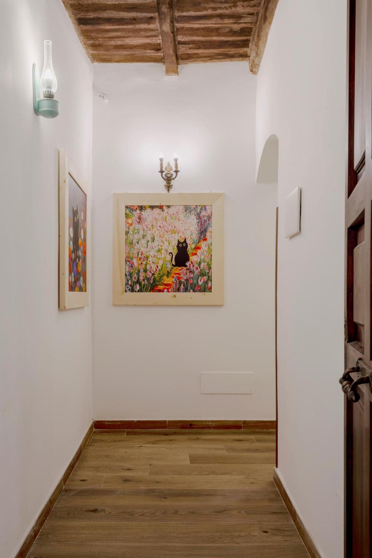 Nel borgo i gatti di Monet