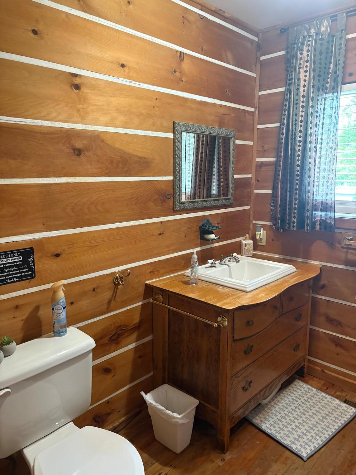 River Front Year Round Cottage