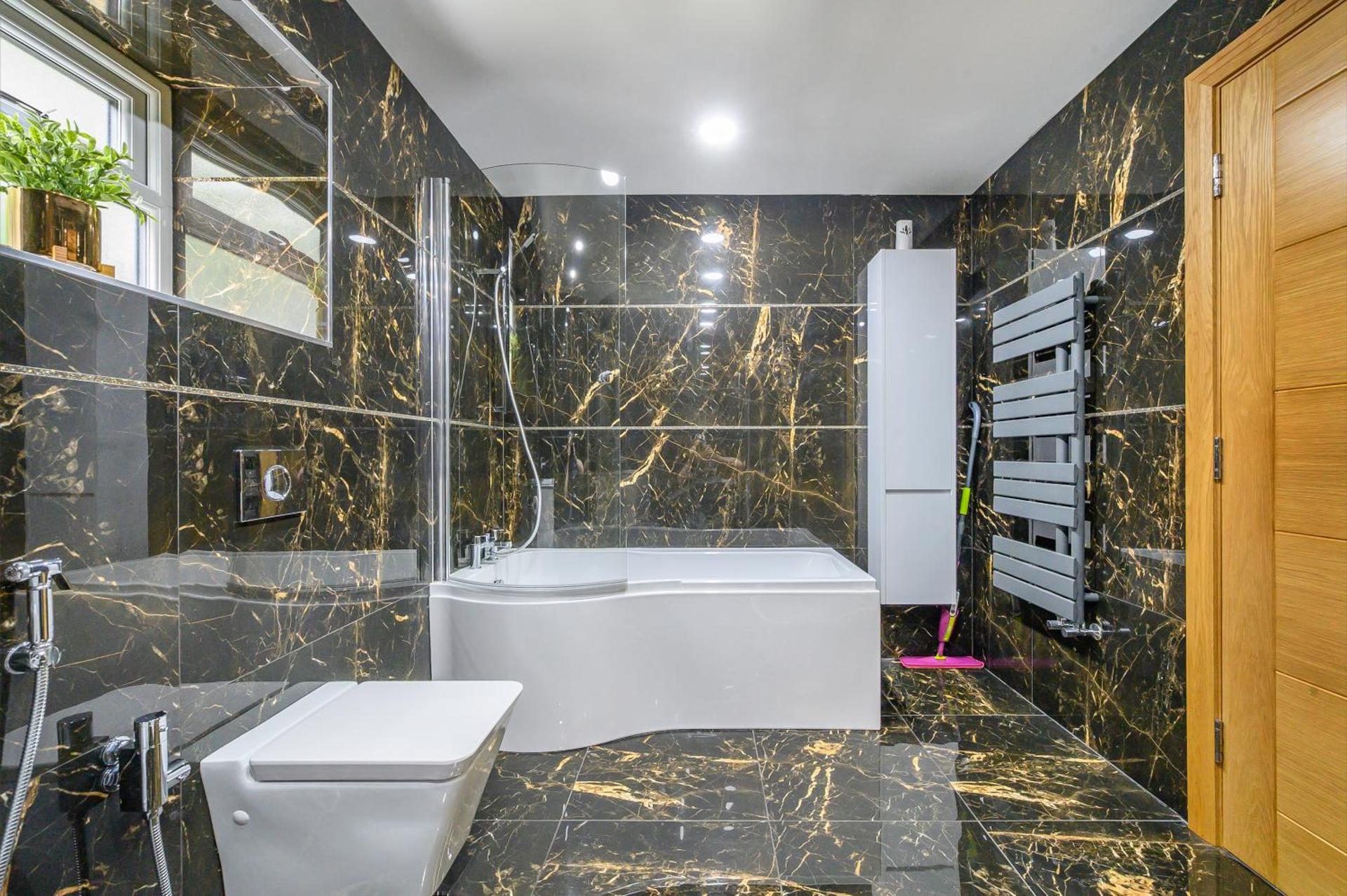 -RF7B- For your relaxed and Cosy stay with Free WiFi