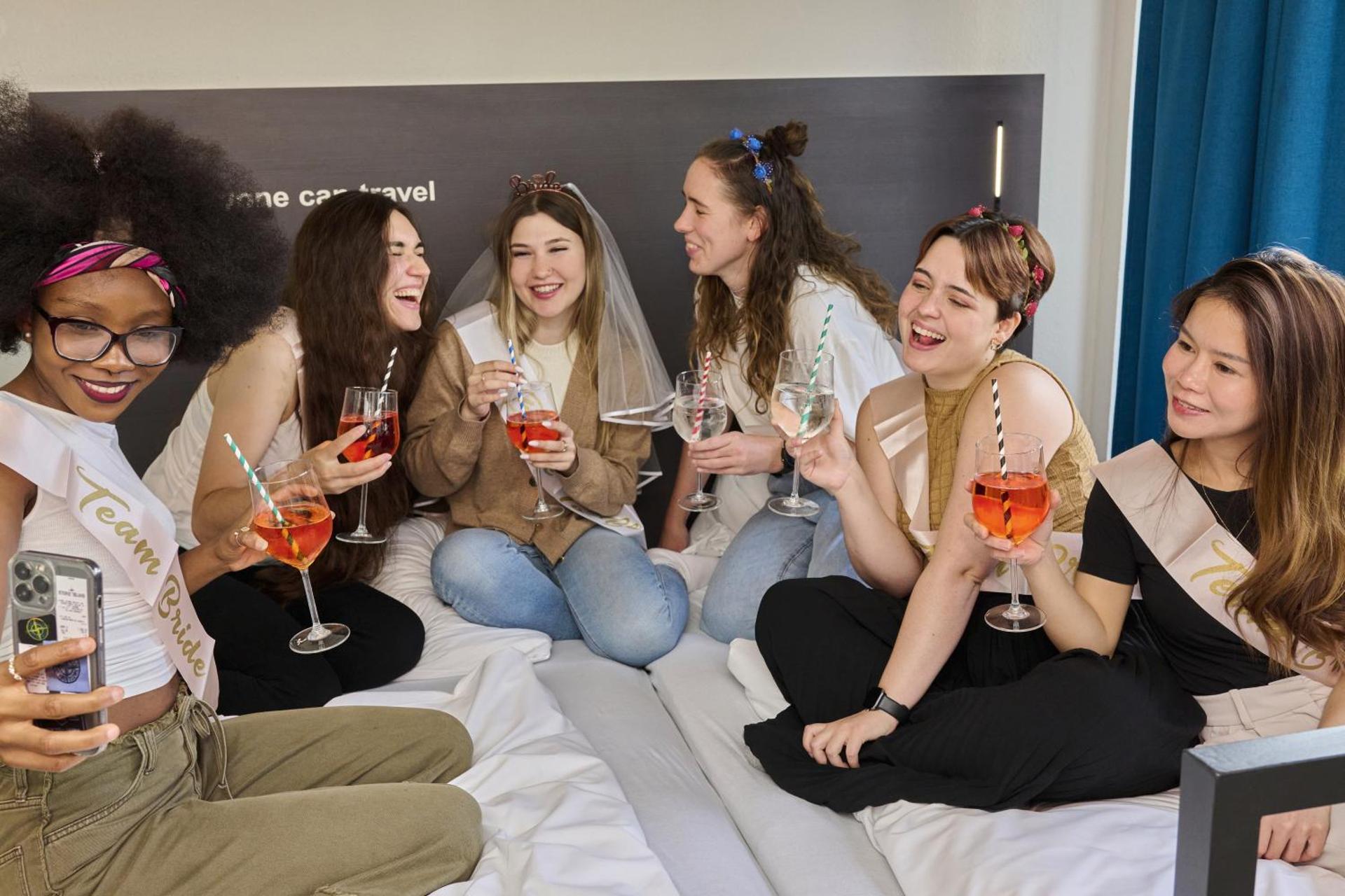 Single Room with Shared Bathroom