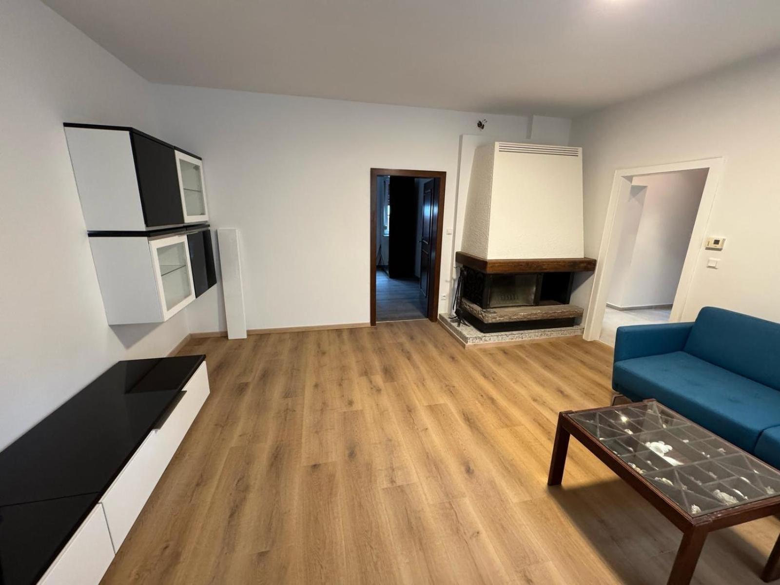 Sunlit Apartment with Garden, Next to Station, Vienna