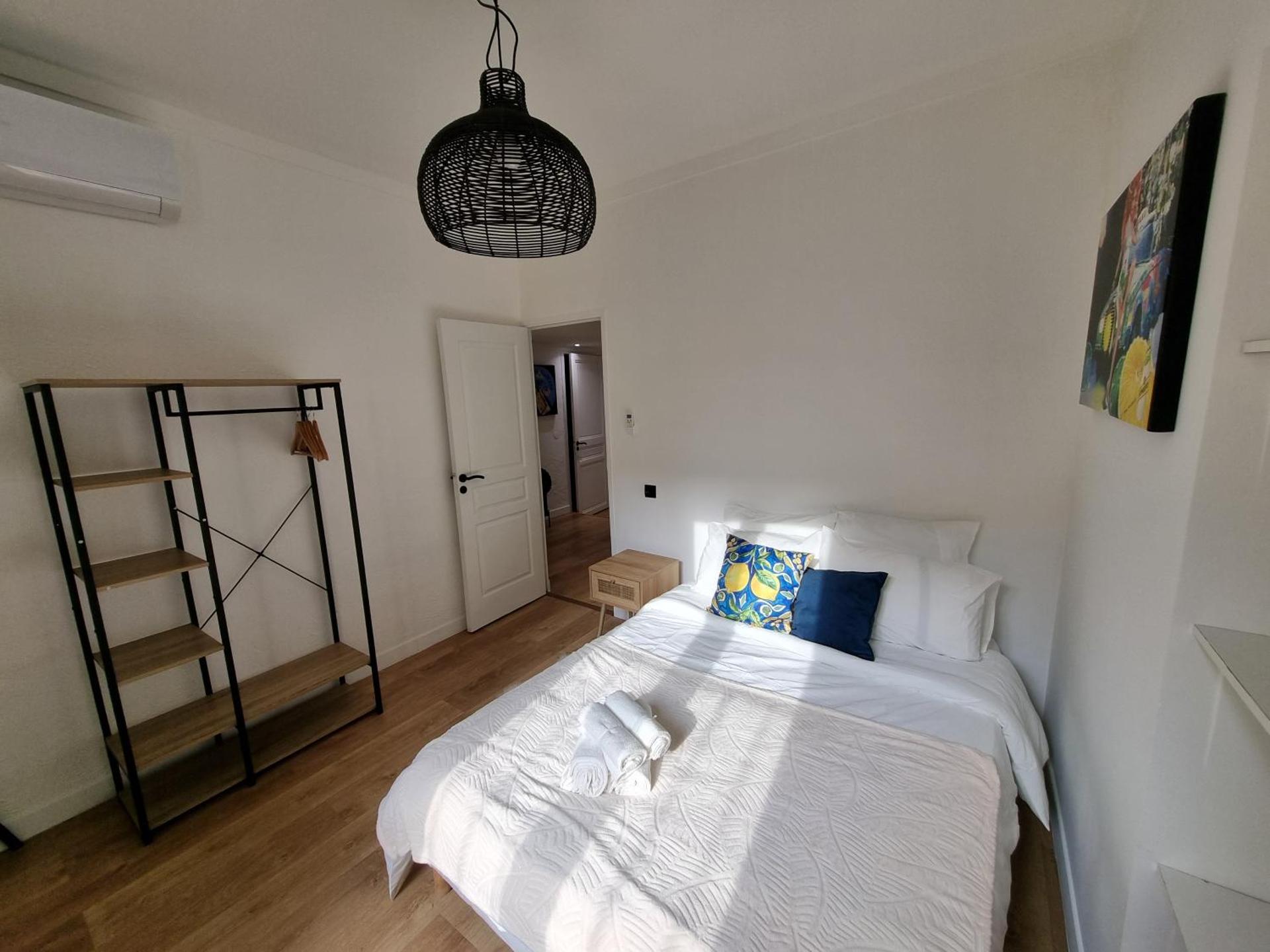 Menton centre Cosy and spacious