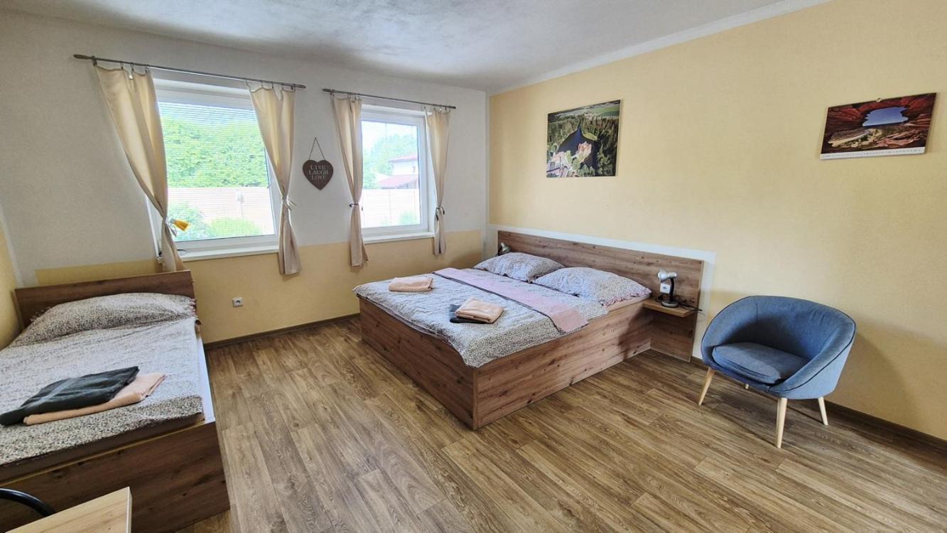 Penzion a restaurace Zlatovláska u zámku Červená Lhota