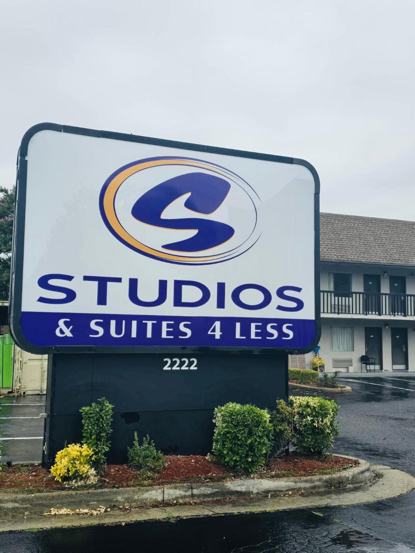 Studios 4 Less Chesapeake