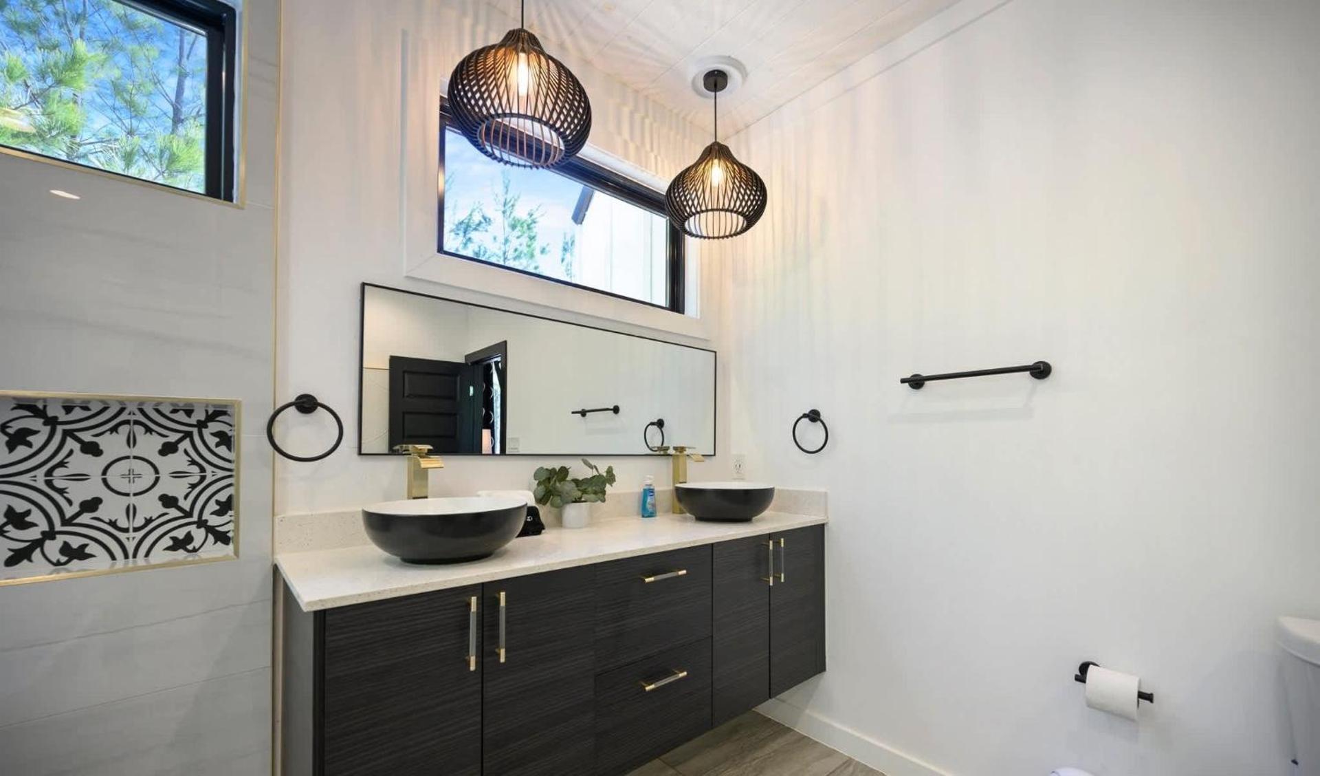 Sugar Bear Den Stay for 10