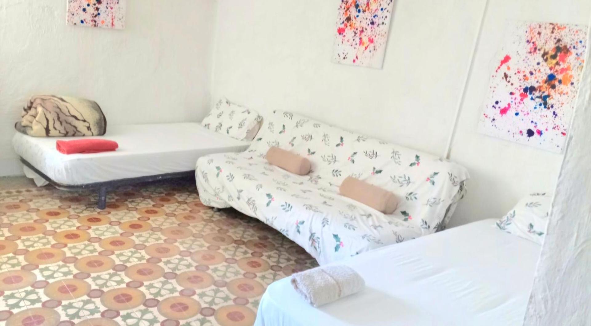 Casa Cueva Puerta Verde