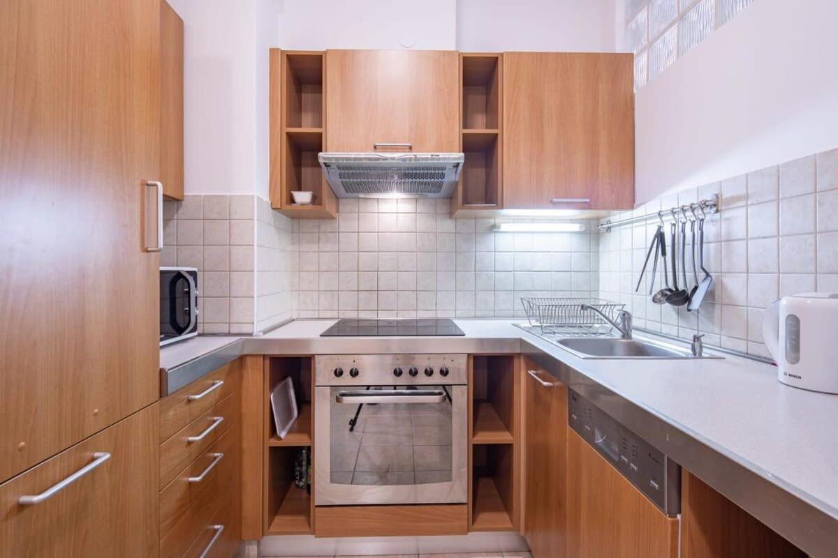 Modern Comfy Home - Easy Parking