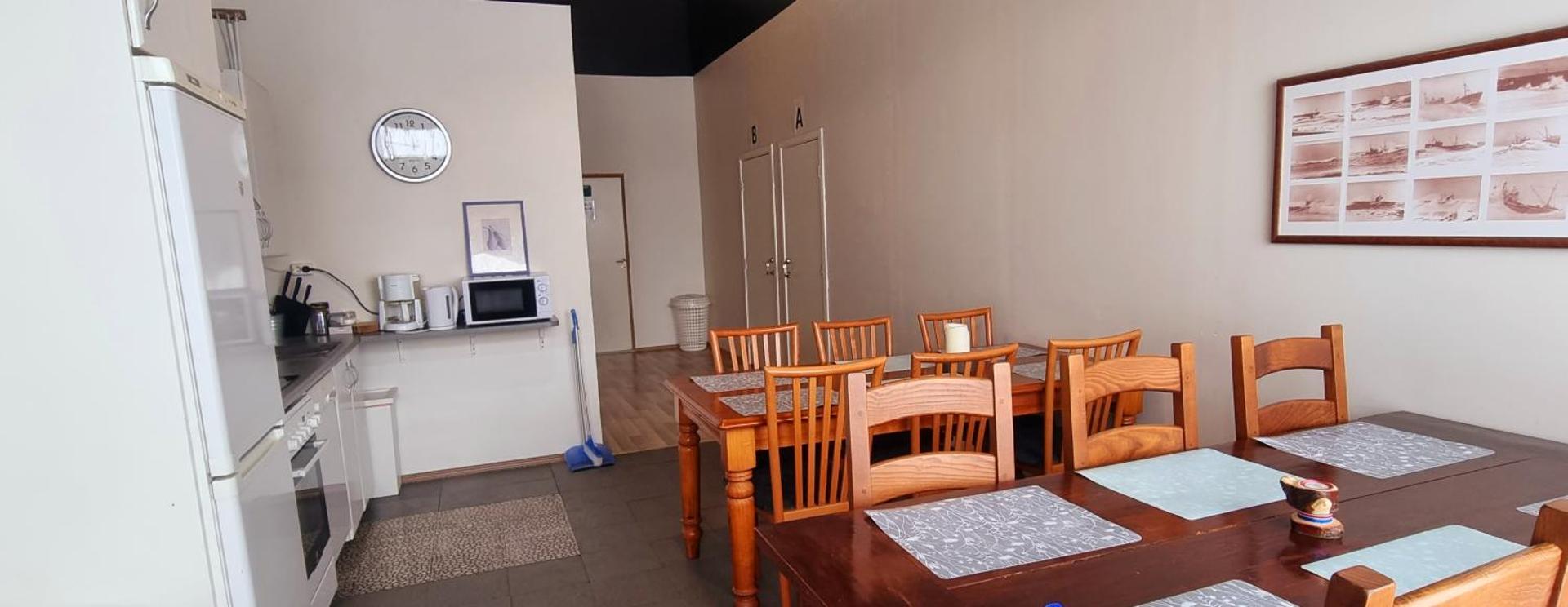 Kitchen or kitchenette