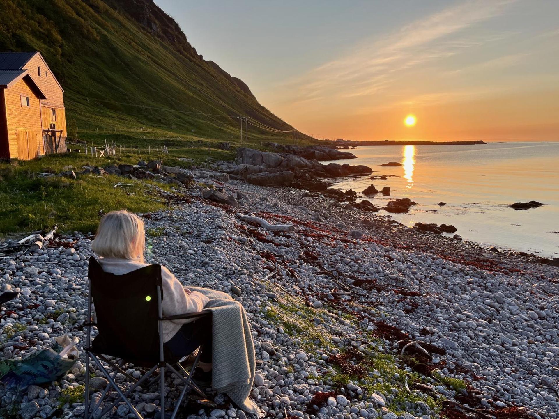Midnight Sun Paradise Lofoten