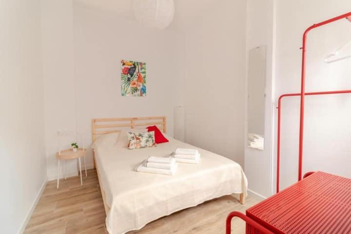 Super Apto 2habitaciones dobles 4 pax wifi terraza