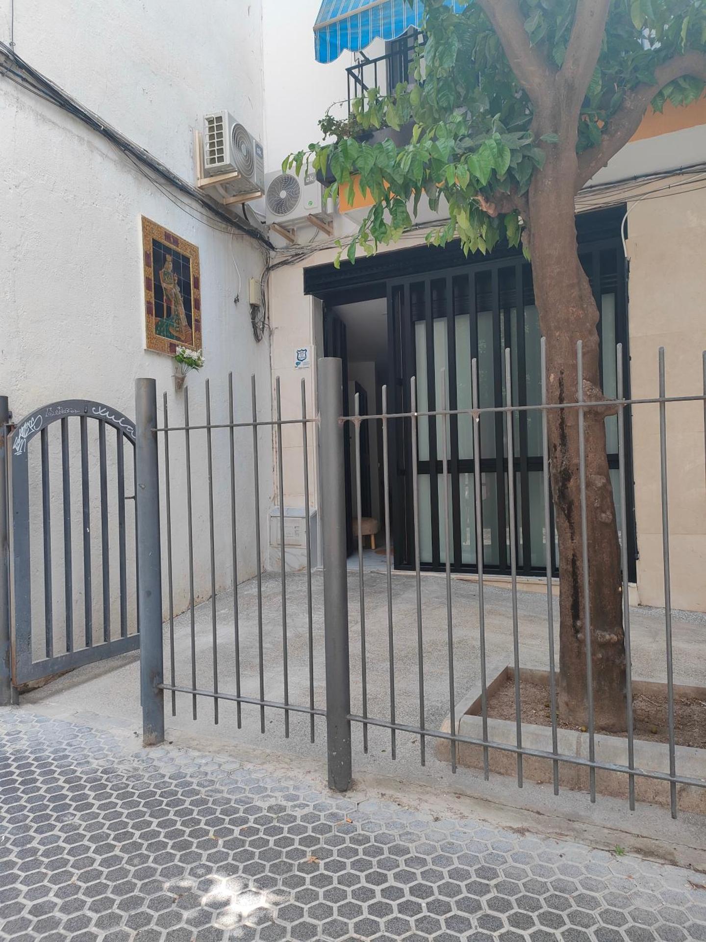 Estudio céntrico, a pie de calle