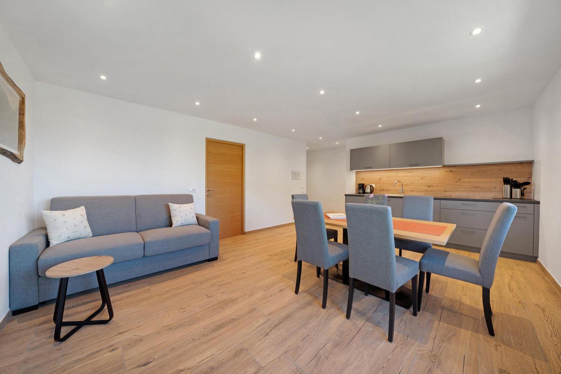 Two-Bedroom Deluxe Apartment with Garden View