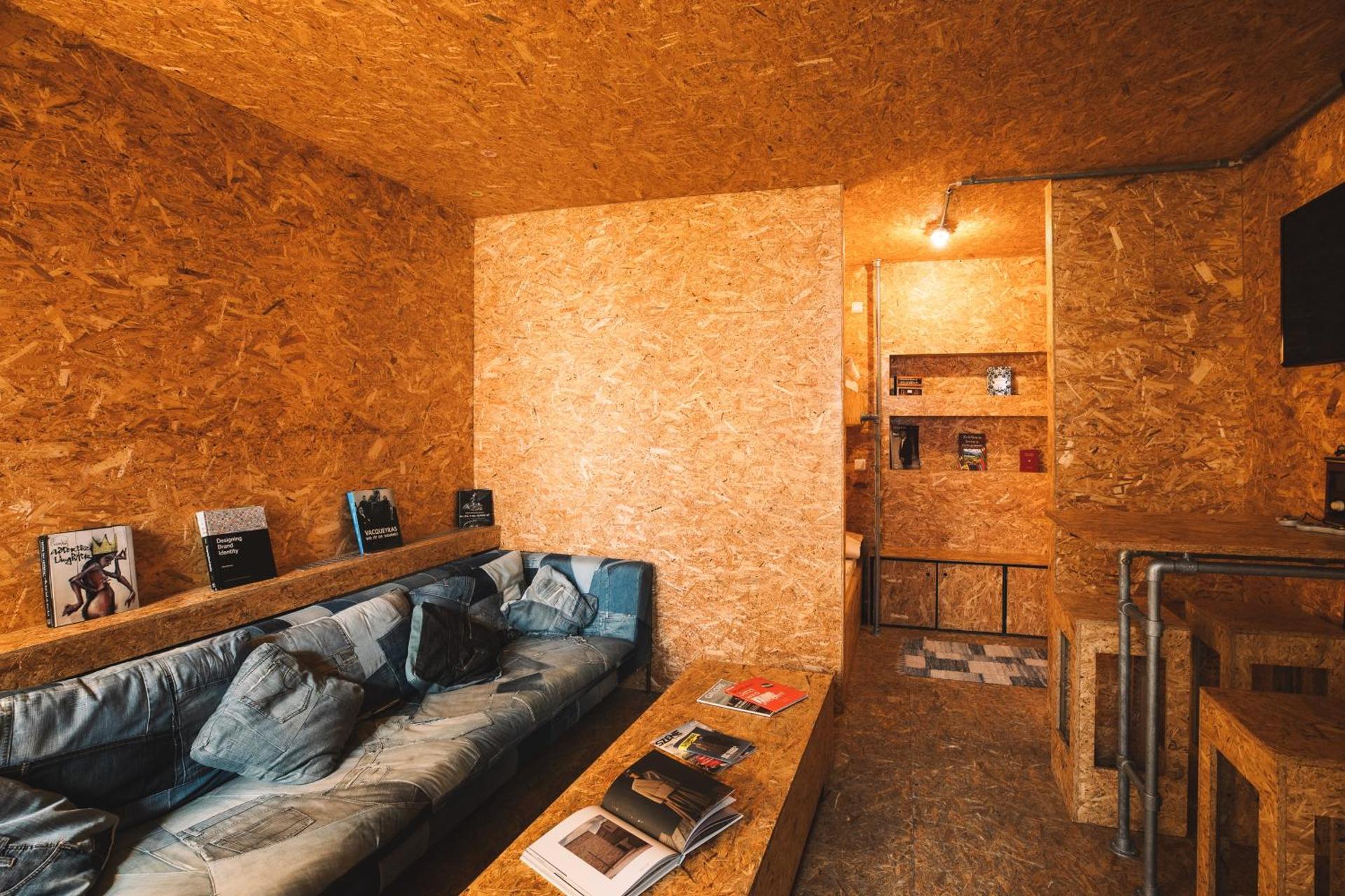 Photo of the whole room