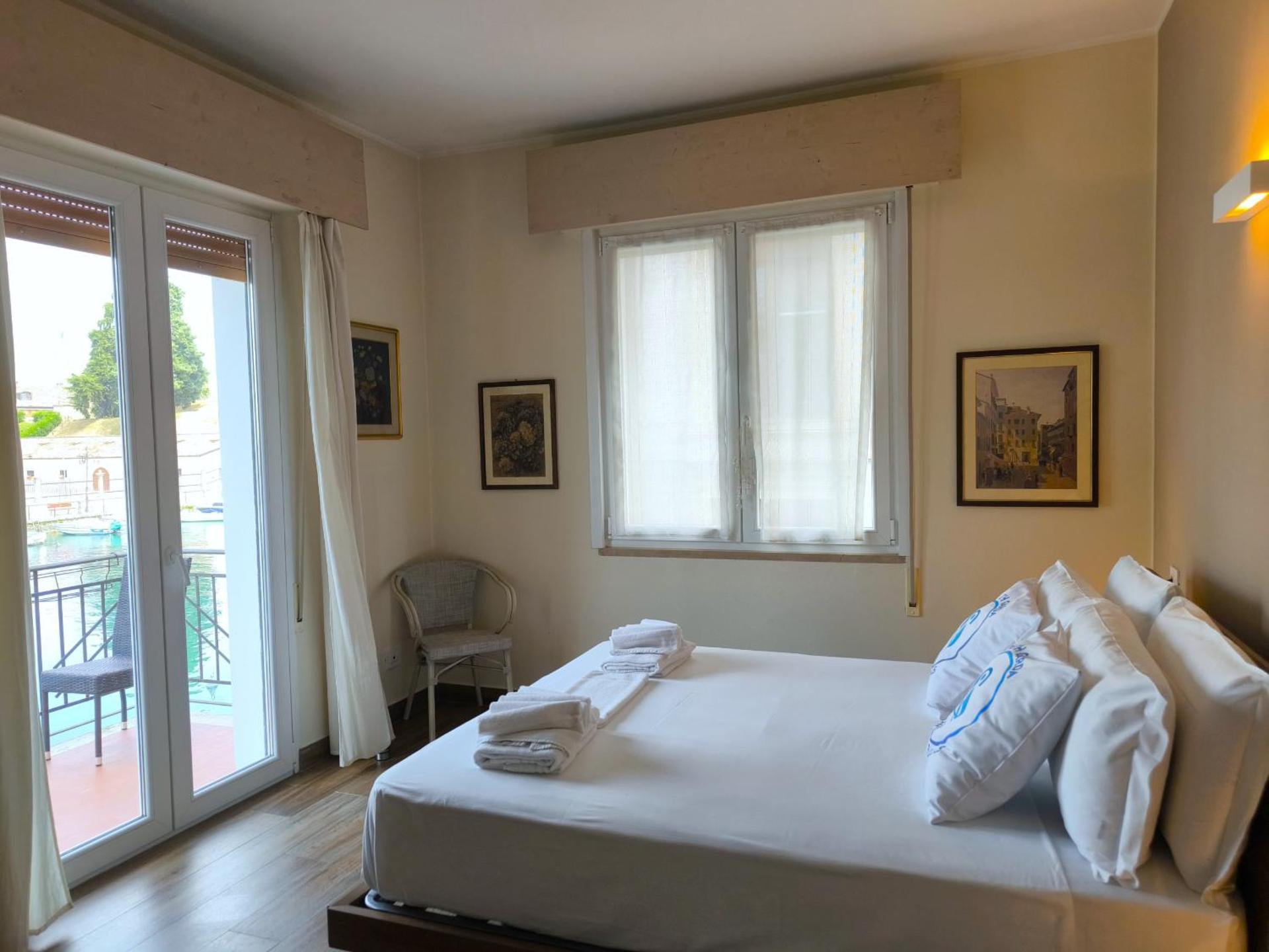 SG Luxury - My Island Stay