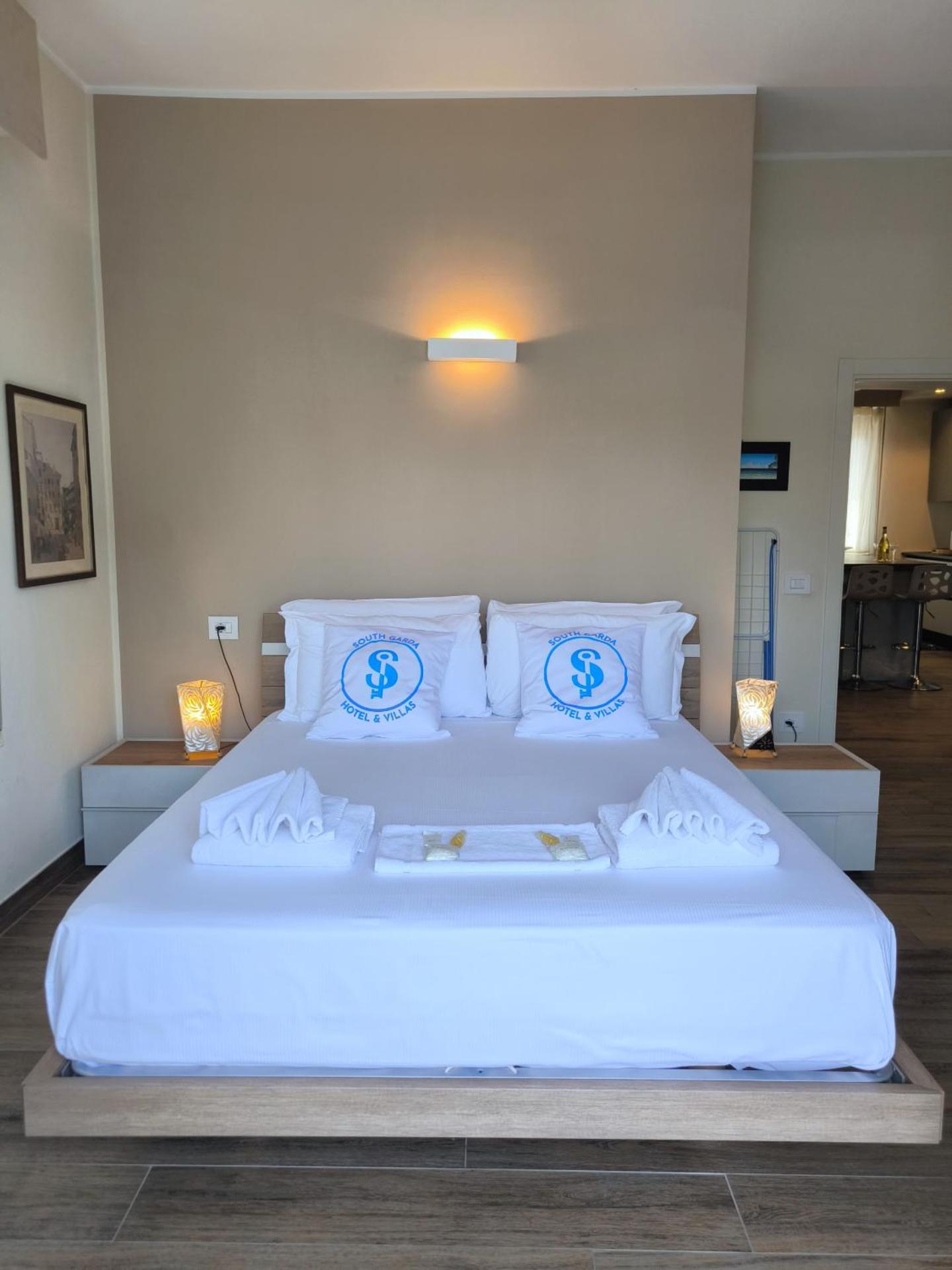 SG Luxury - My Island Stay