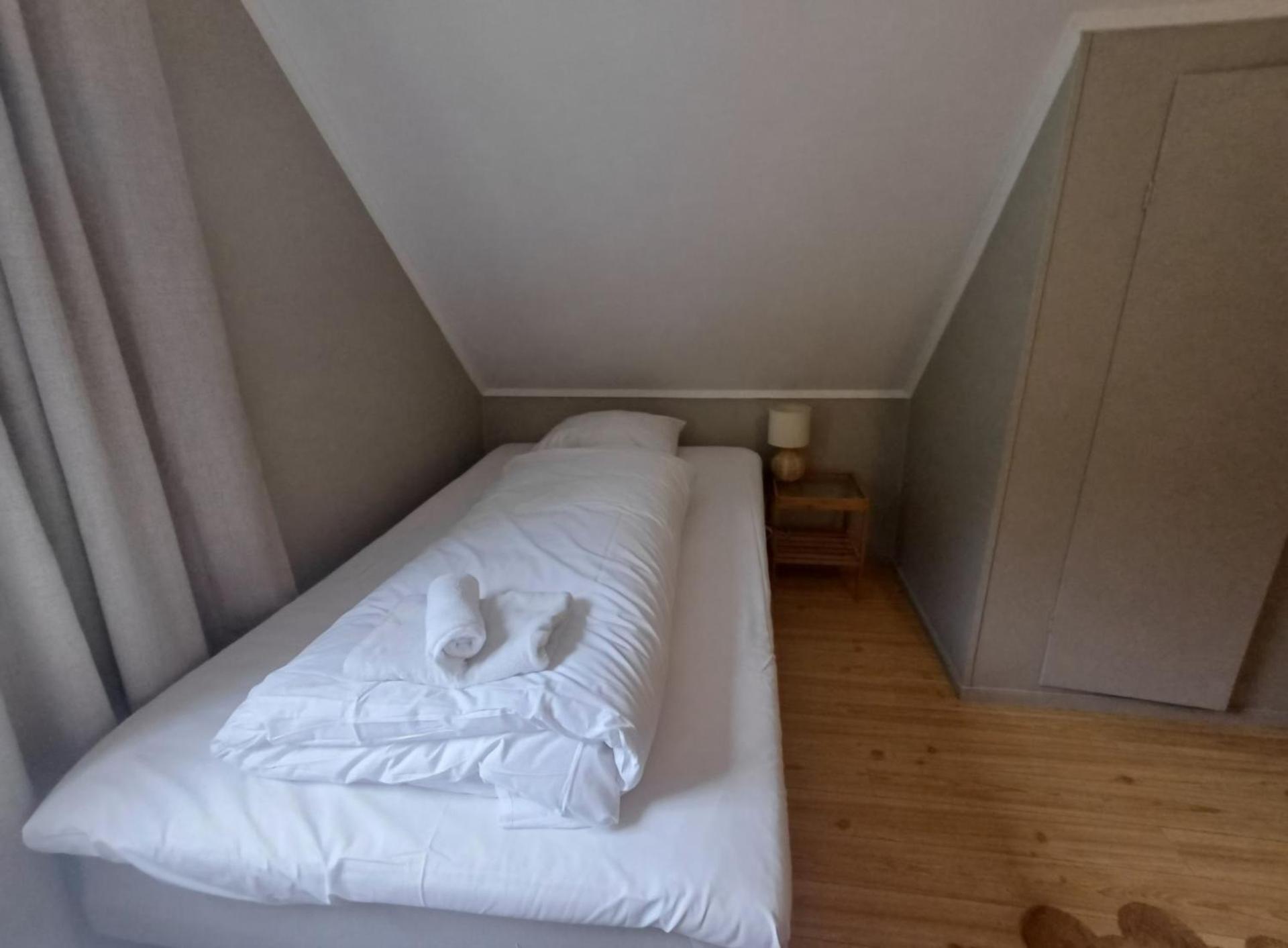 Nesvika 5 bedroom holiday home, only 25 min from Bergen