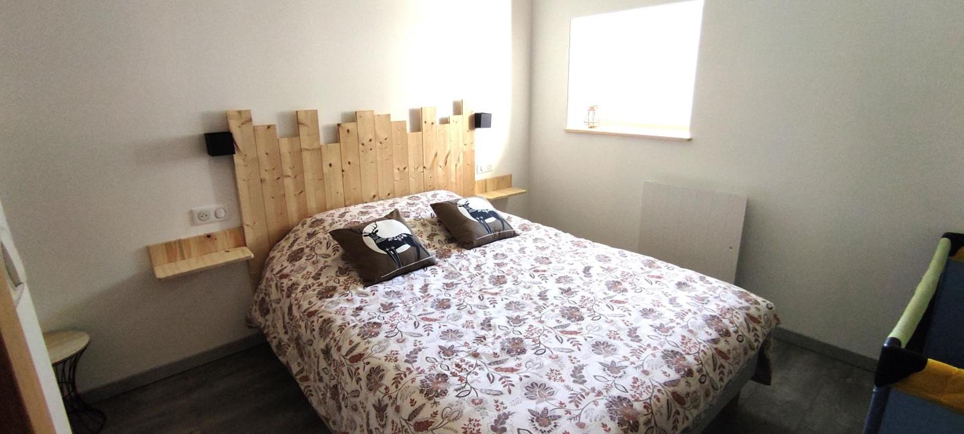 AU MENILOIS entre Montagne et Forêt