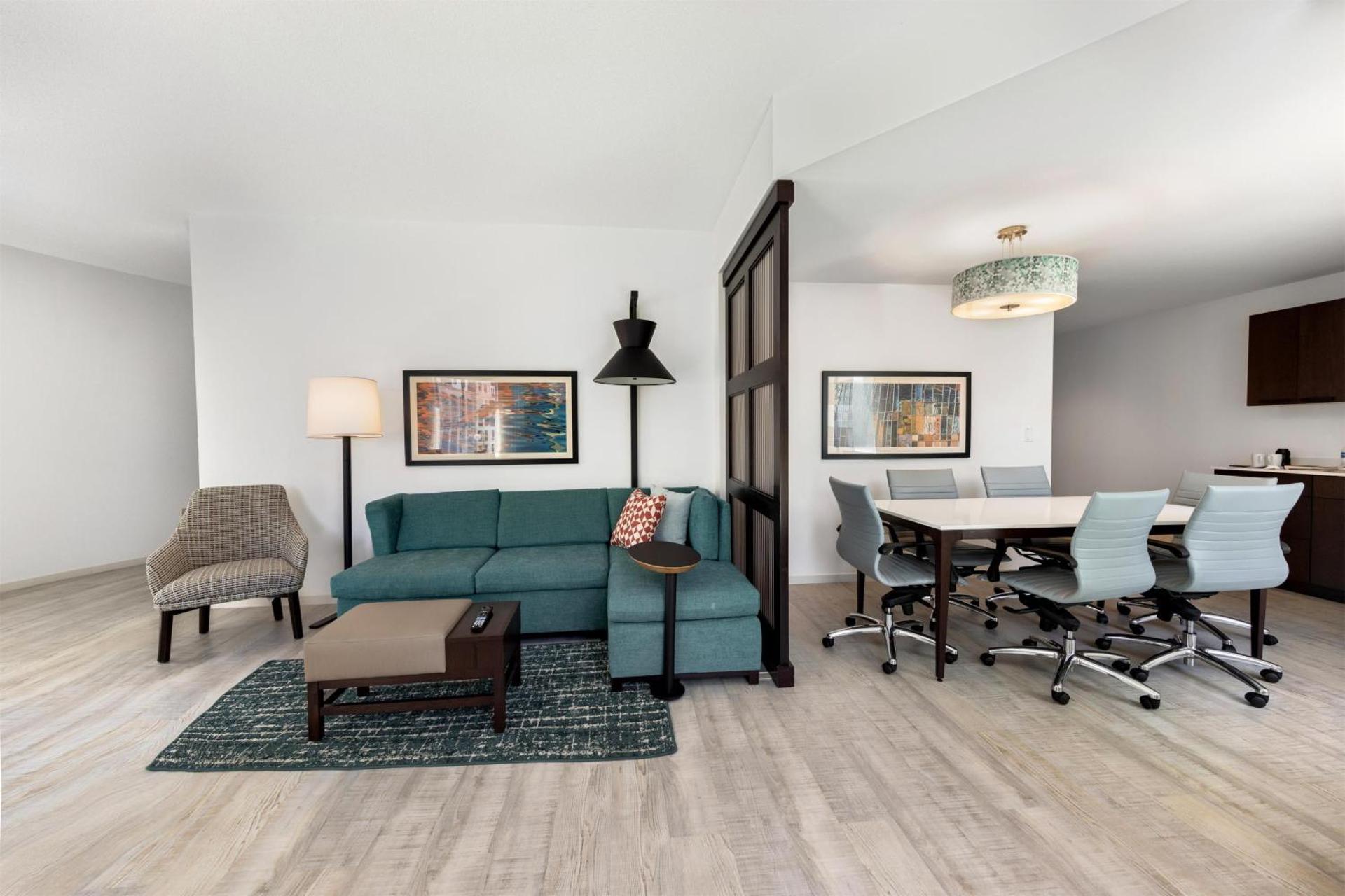 Photo of the whole room