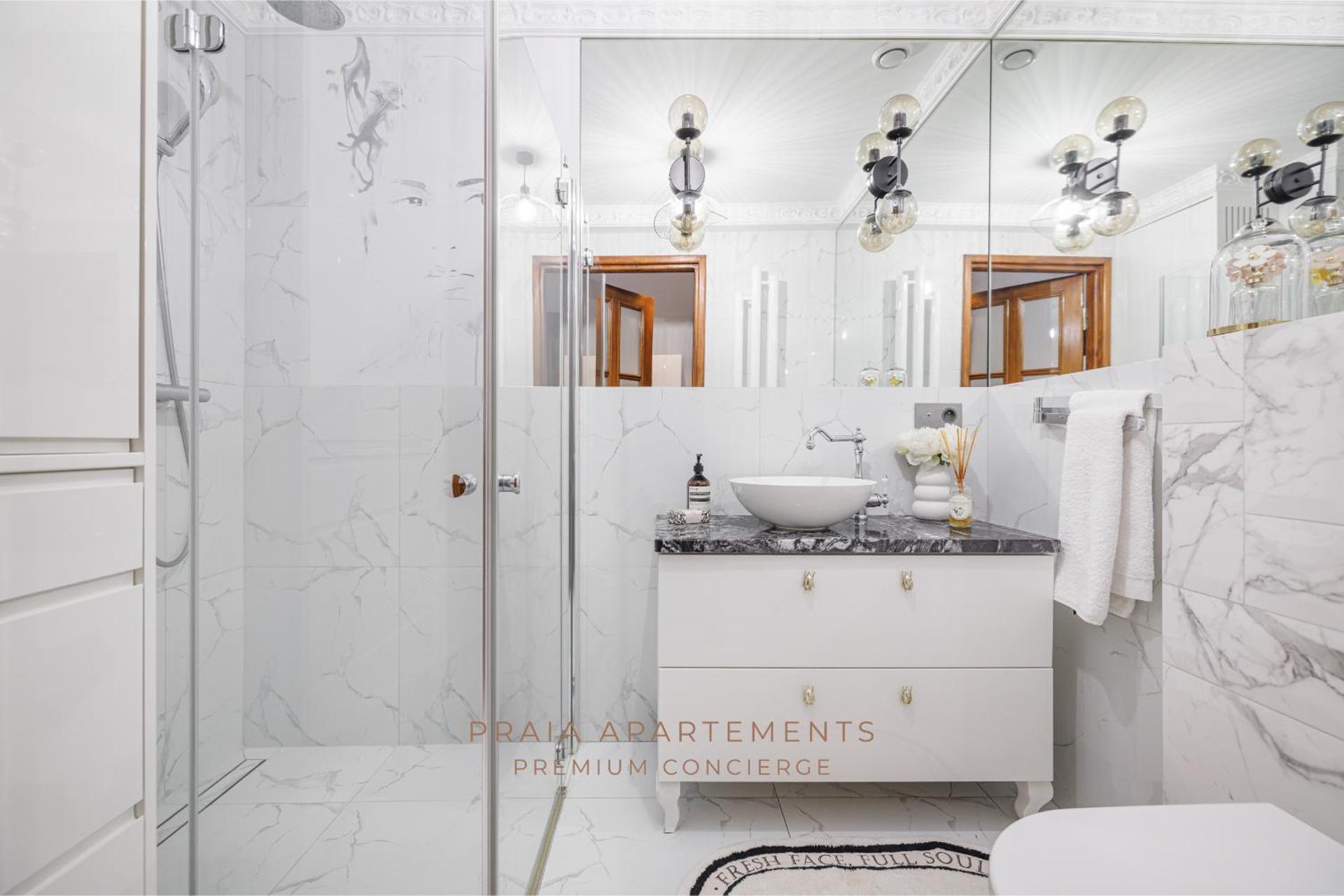 Gold by Praia Apartments - 150 m do Plaży - Parking