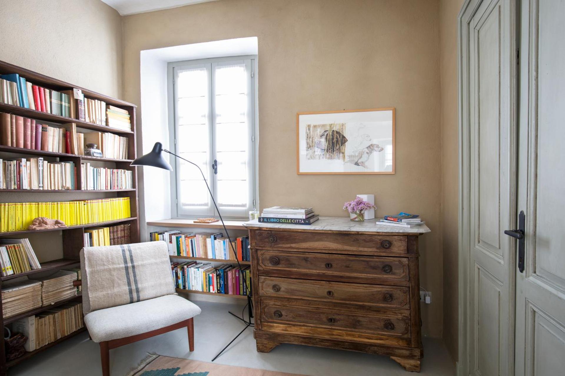 One-Bedroom Apartment with Garden