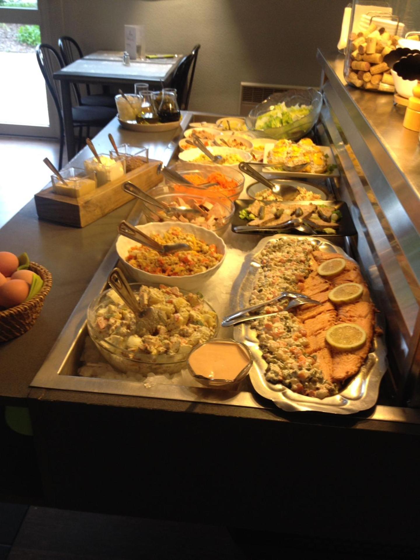 Restaurant/places to eat