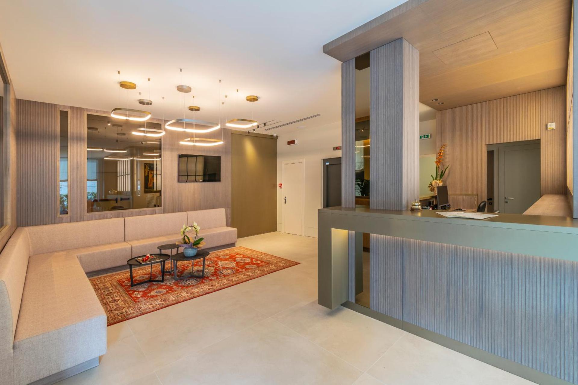 Communal lounge/ TV room