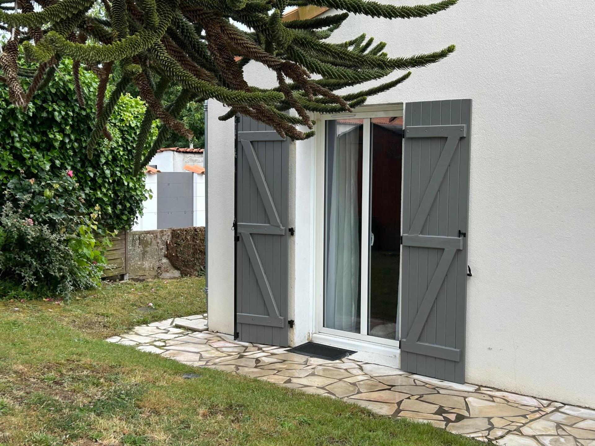 Plain pied aux portes de La Rochelle 2chbres