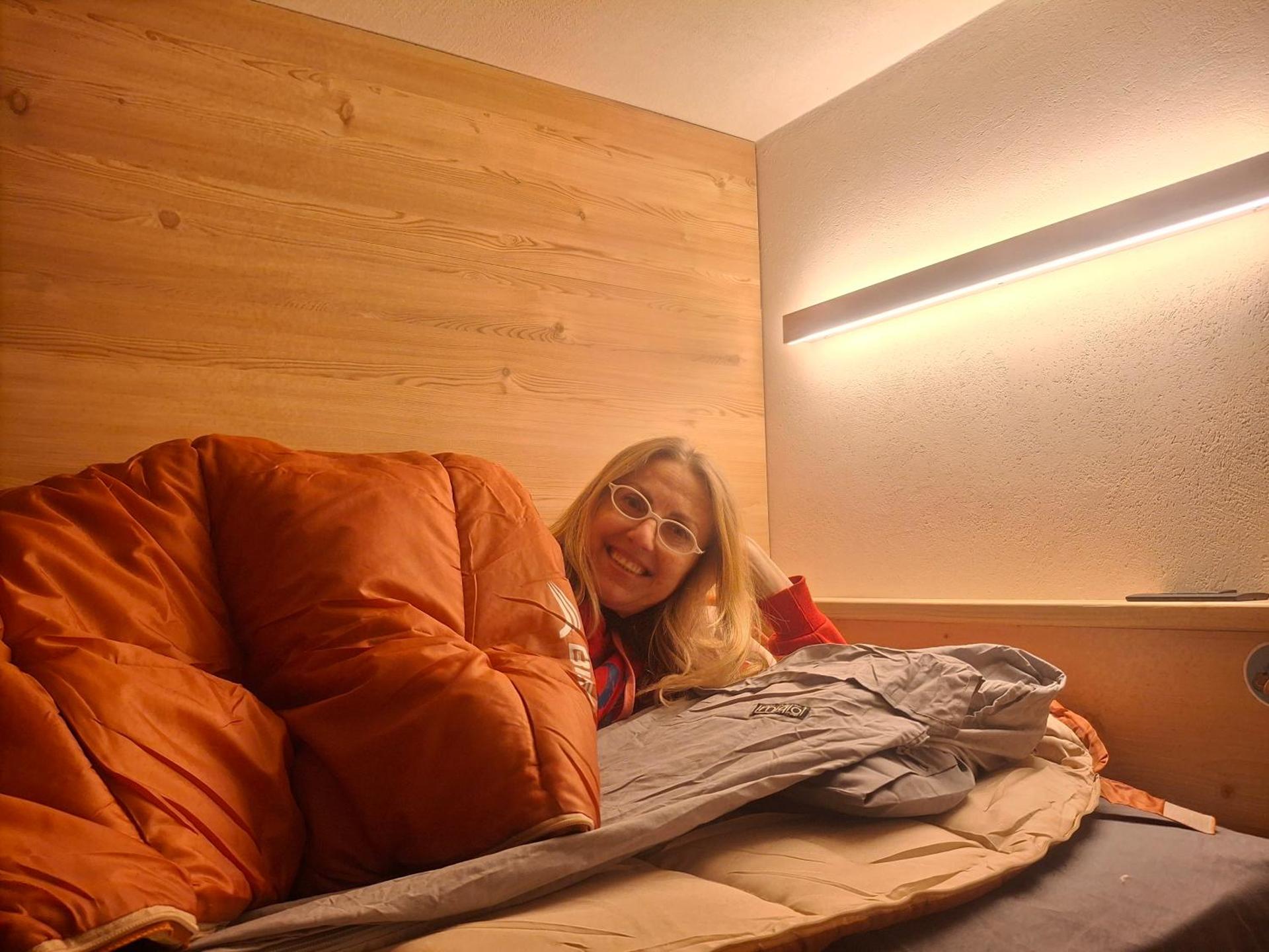 Single Room with Shared Toilet